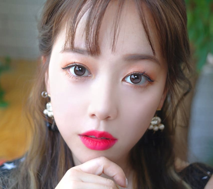 astigmatism colored contacts, glassy night gray toric, transparent natural waterlight dewy Korean SNS popular trend colored contacts, Queencontacts